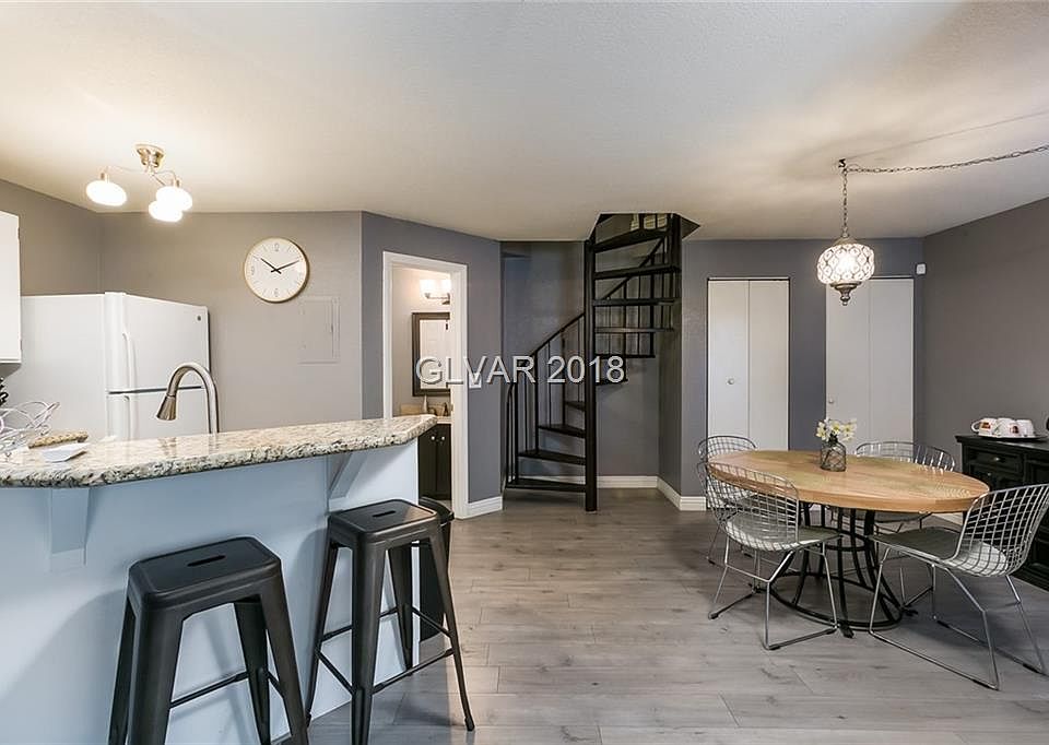 1st image of 510 Elm Dr Unit 202