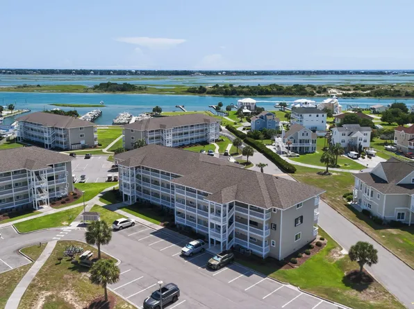 650 Cedar Point Boulevard #C11, Cedar Point, NC 28584