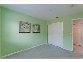2nd image of 1277 Tea Rose Cir