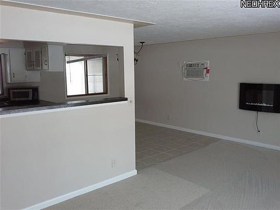 3rd image of 3700 Cambridge Ave