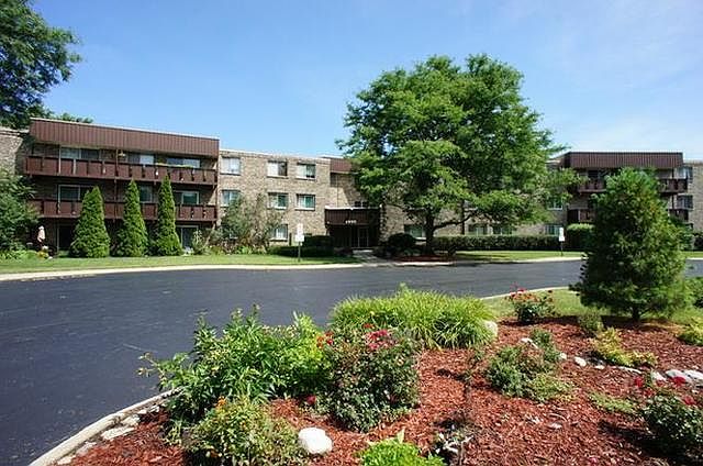 1st image of 2650 Brookwood Way Dr APT 318B