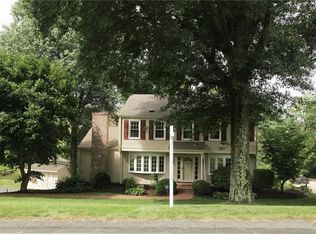 116 Holly Dr, Mcmurray, PA