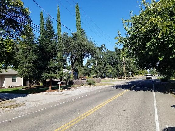 4th image of 3036 Sacramento Dr