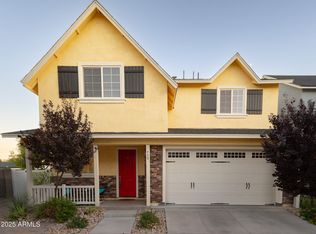 739 E Calavar Rd, Phoenix, AZ 85022