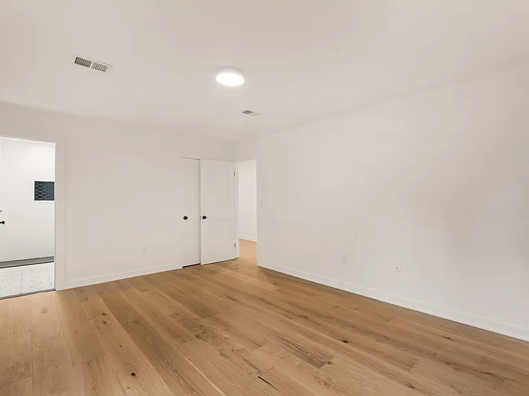 5 Somerset Hills Ct #B — Photo 8