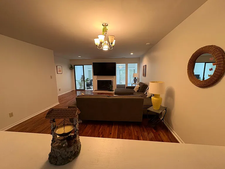 201 Estes Drive Ext #B — Photo 3