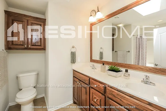 509 Crestland Dr — Photo 12