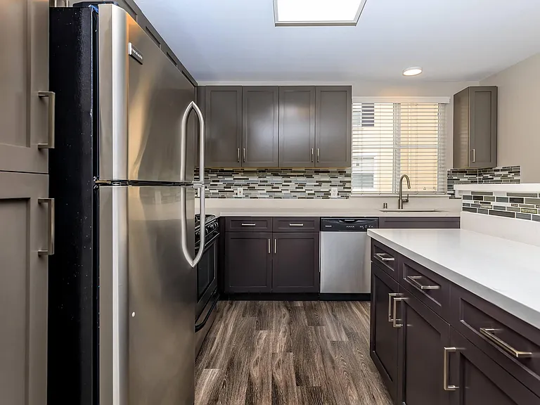 Bellecour Way Apartment Homes — Photo 30