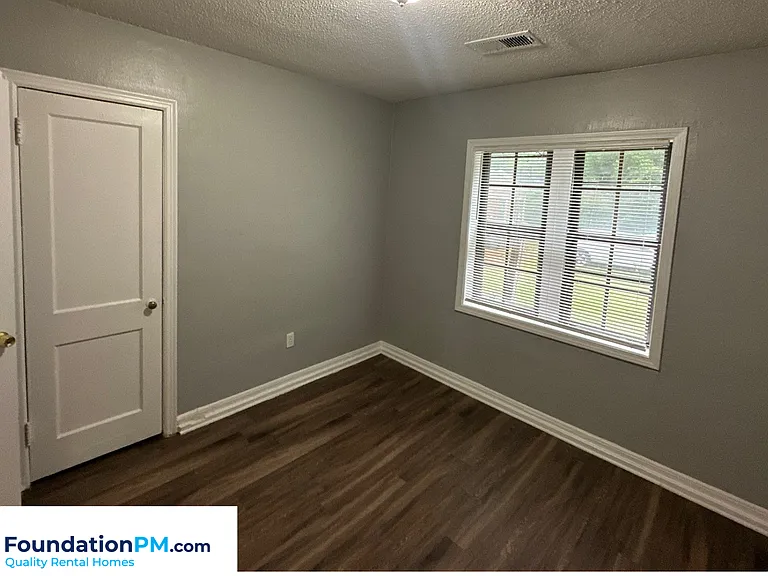 1411 Semmes St #1 — Photo 9