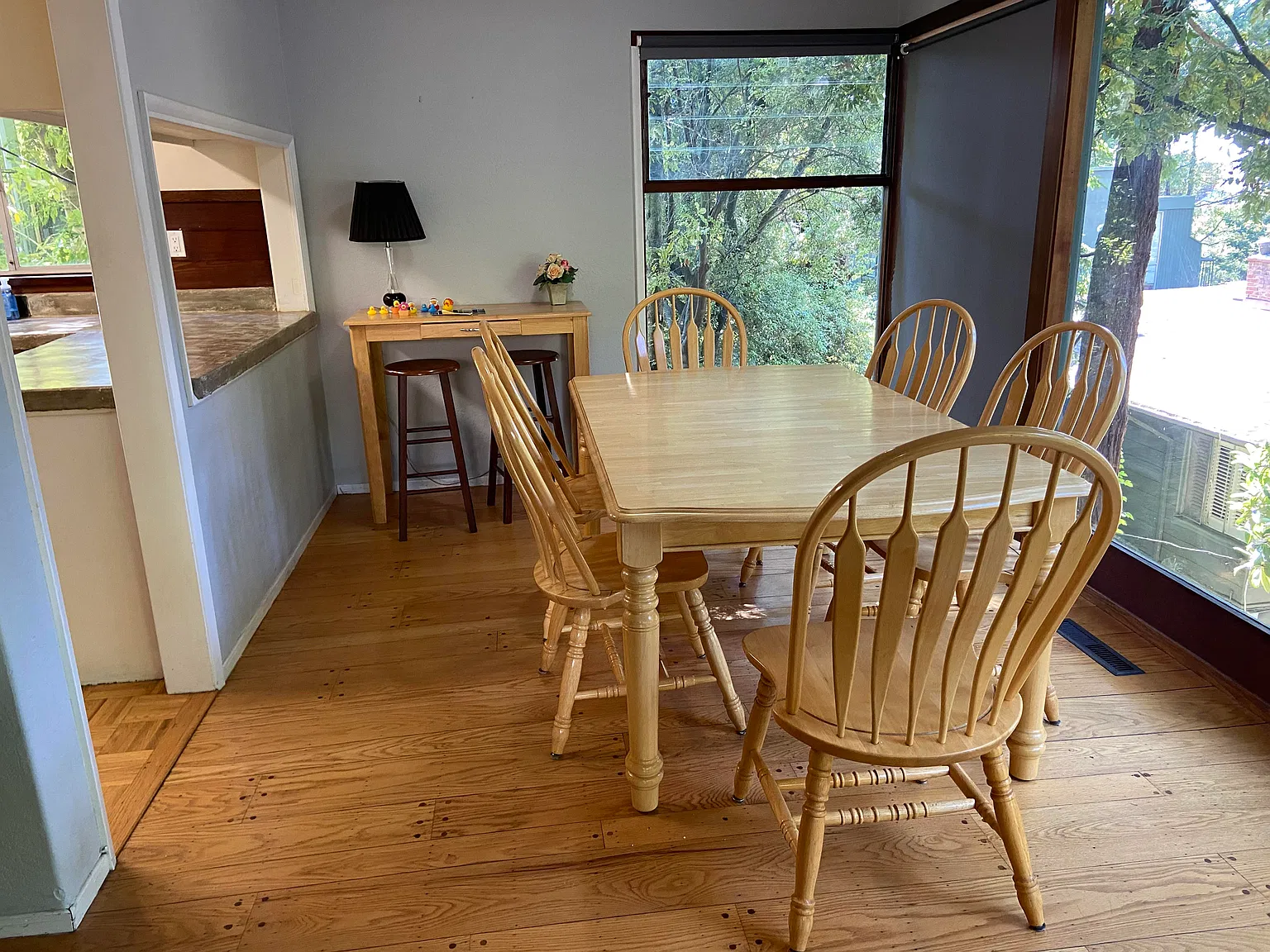 2 bed, 989 sqft, $3,800 — Photo 4