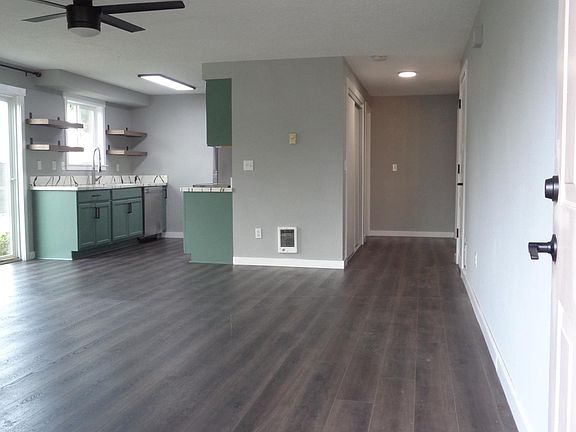 3rd image of 2588 Wintergreen Ave NW