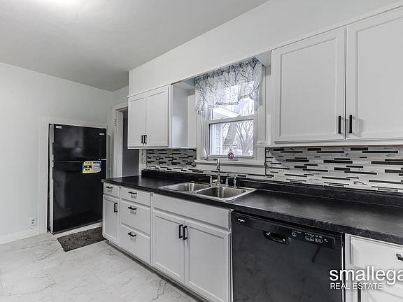4th image of 119 26th St S