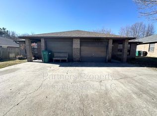 5706 Sara St #A, Fayetteville, AR 72704