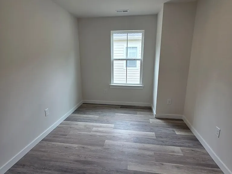 271 Vanderbilt Rd — Photo 12