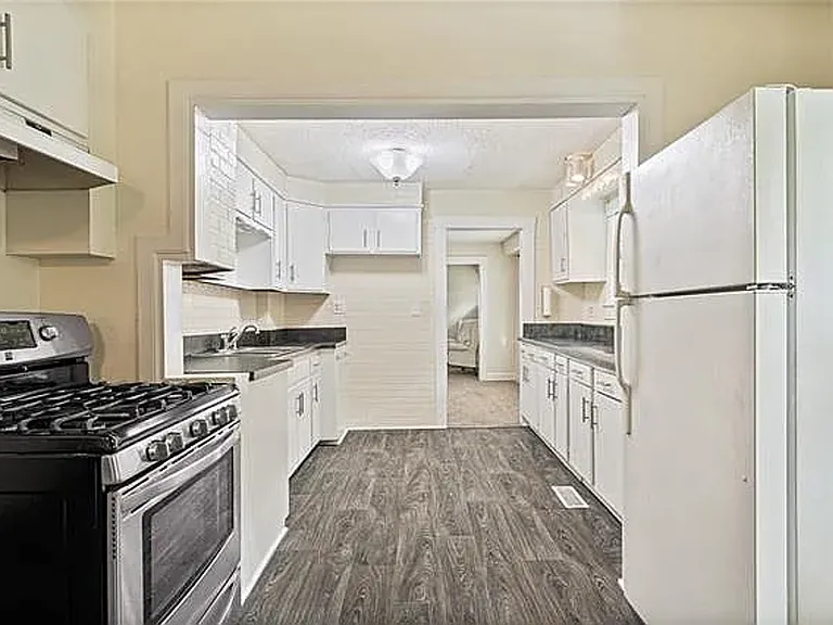 216 N Wheeling Ave — Photo 2