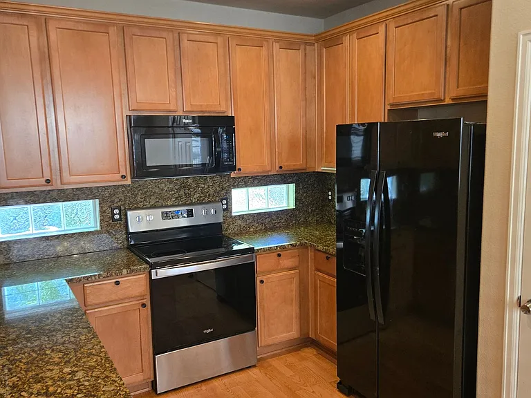 2515 Central Park Blvd — Photo 6