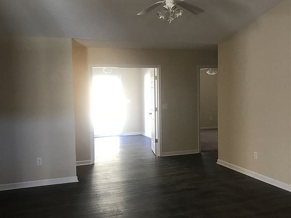 5th image of 535 Wooden Duck St