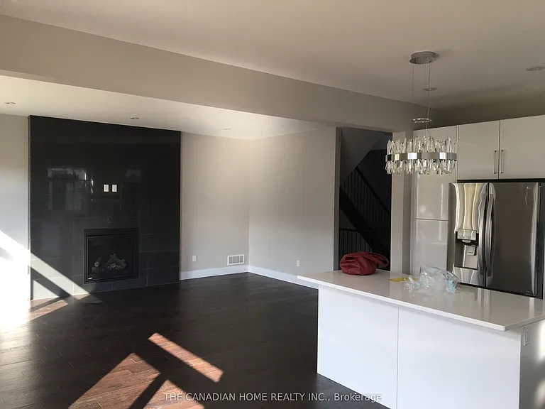 1753 Brayford Ave — Photo 10