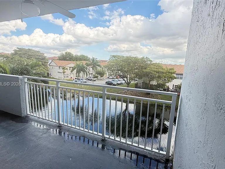 9375 Fontainebleau Blvd #L304 — Photo 12