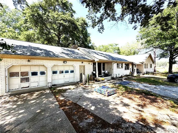 310 Old Hertford Ln, Spring Lake, NC 28390