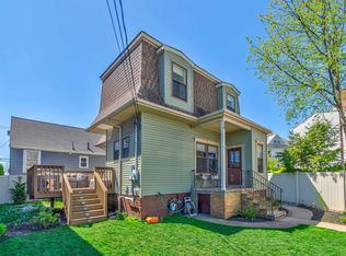 26 Linden St, Bayonne, NJ 07002