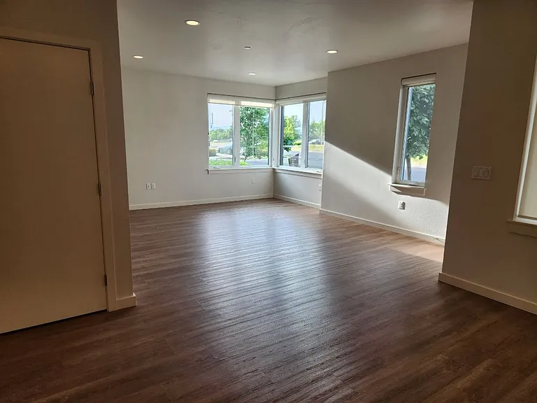 1534 Myers Ln #103 — Photo 3