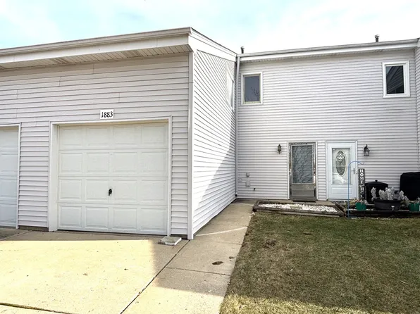 1883 Timber Ln, Glendale Heights, IL 60139