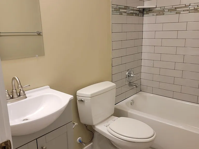 1409 Oakdale Ave #A — Photo 3