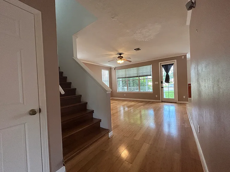 2549 Twain Dr — Photo 20
