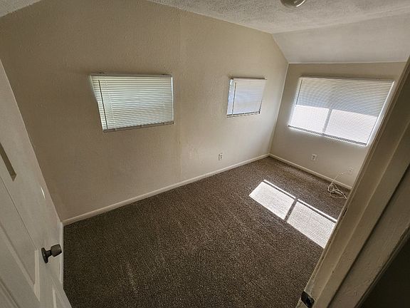 5th image of 3635 16th Ave S