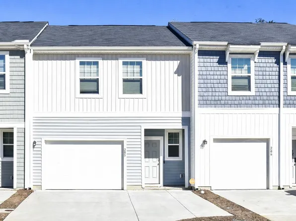 205 Trumpet Vine Dr, Summerville, SC 29483