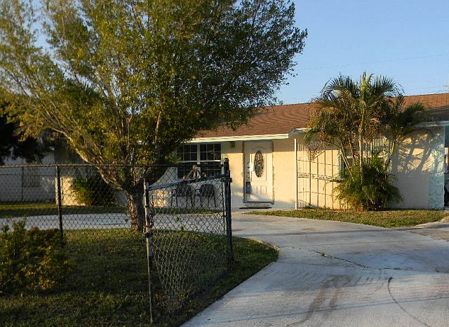 1st image of 4833 Clinton Blvd