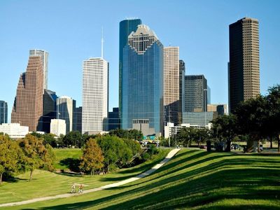 1223 Bay Oaks Rd, Houston, TX, 77008