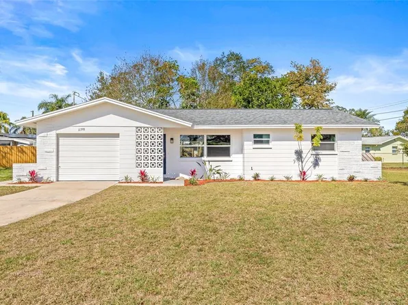 11395 83rd Ave, Seminole, FL 33772