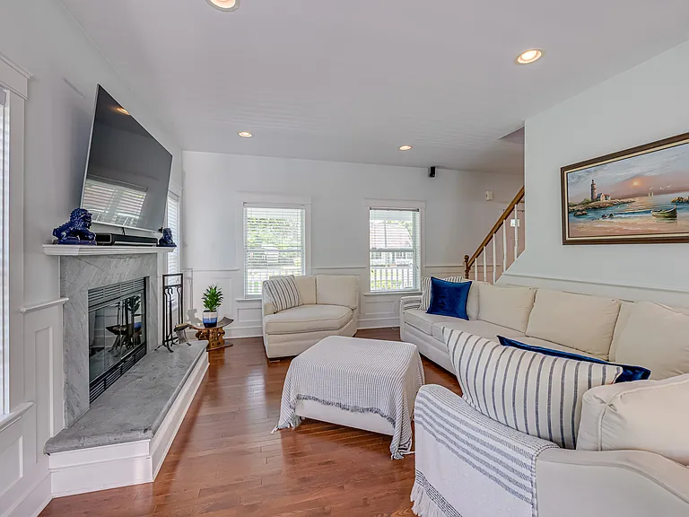 11 Murray Pl — Photo 6