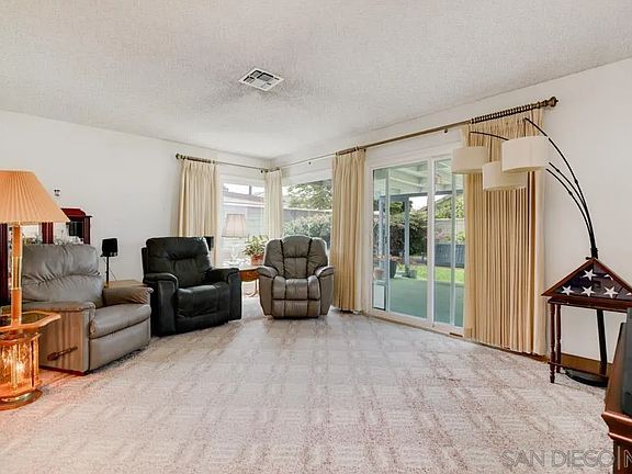 4th image of 1274 Gaywood St