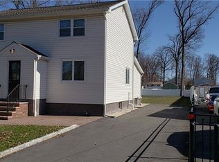 631 Magnolia Rd, North Brunswick, NJ 08902