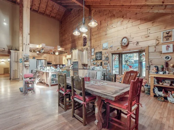 1753 Oak Plains Rd, Ashland City, TN 37015