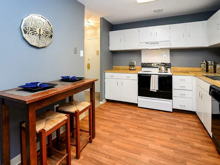 Timberlake Apartment Homes — Photo 3