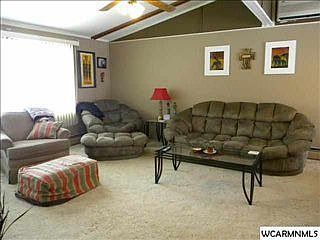 3rd image of 904 Cheryl Ave