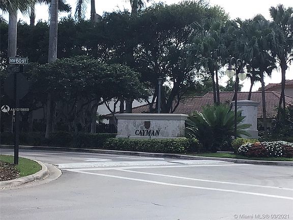 3rd image of 11258 NW 59th Ter