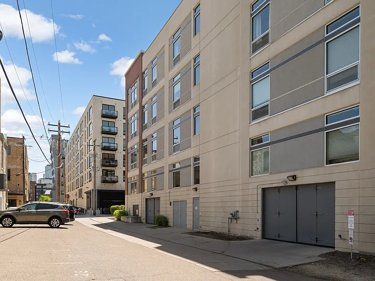 710 N 4th St #E213 — Photo 33
