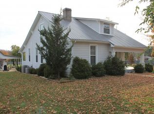 120 Woodman Ln, Afton, TN 37616