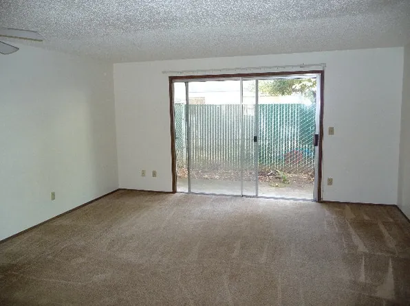 JOH076, 2723 22nd Ave APT 6, Forest Grove, OR 97116