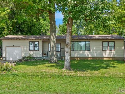 435 N Main St, Saint Clair, MO, 63077