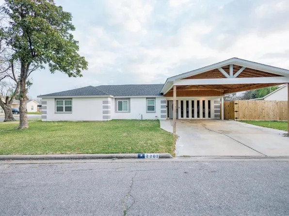 2202 4th St, Galena Park, TX 77547