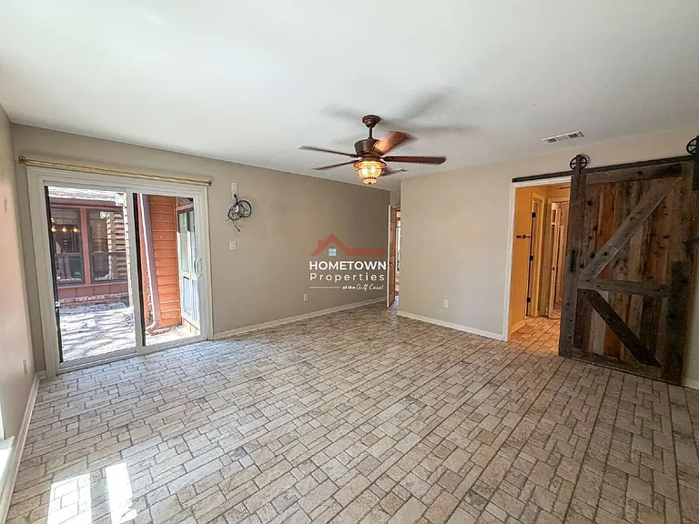 7707 Beechwood Dr — Photo 15