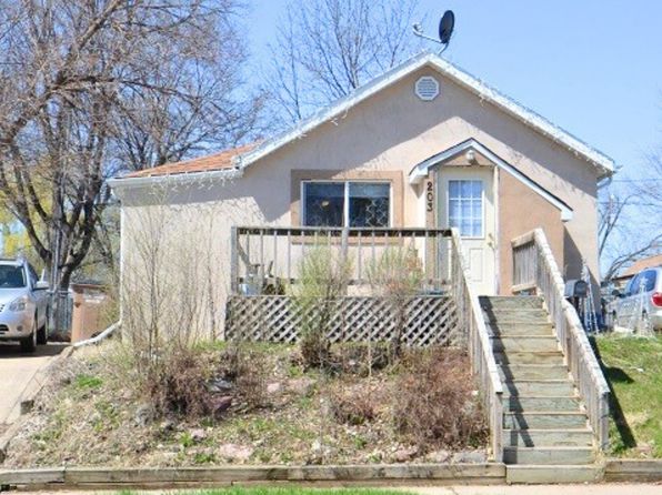 203 N Lewis Ave
