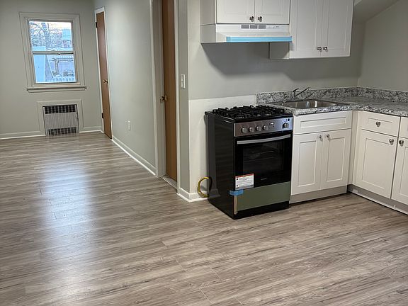 2nd image of 591 Belleville Ave Floor 2