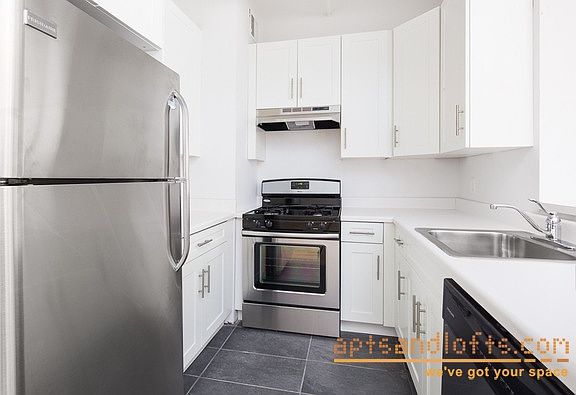 2nd image of 275 Park Ave APT 6U